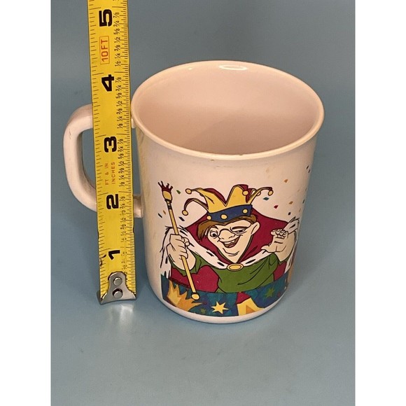 Vintage Rare Hunchback Of Notre Dame Plastic Mug Made in Canada. Size 3.5x4.2.3 - Picture 9 of 10